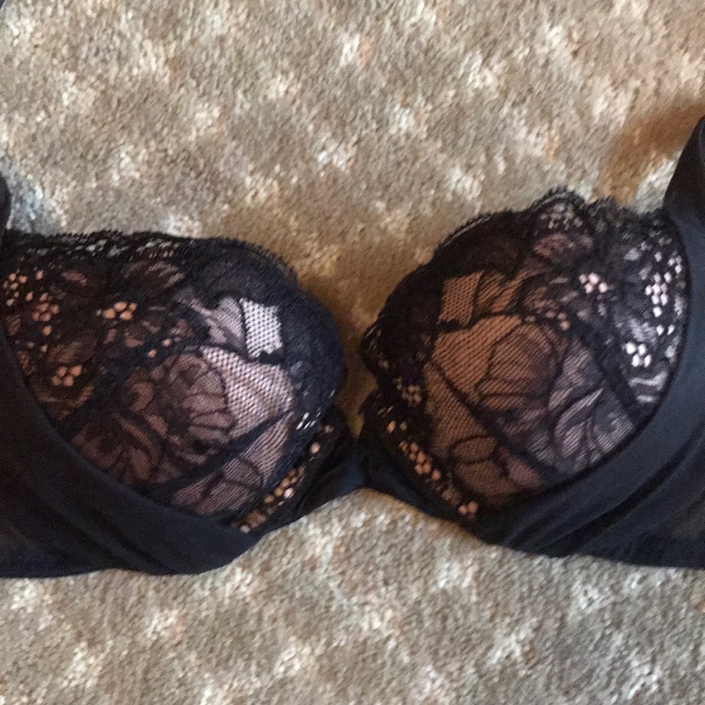 Victoria’s Secret padded semi 34a
